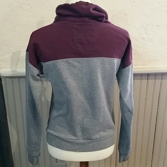 *reflex* LOVE HOODIE - Picture 3 of 6